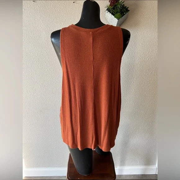 Forever 21 Rust Orange Ribbed Tank Top Size Medium Flowy Spring Autumn Country - Picture 4 of 8
